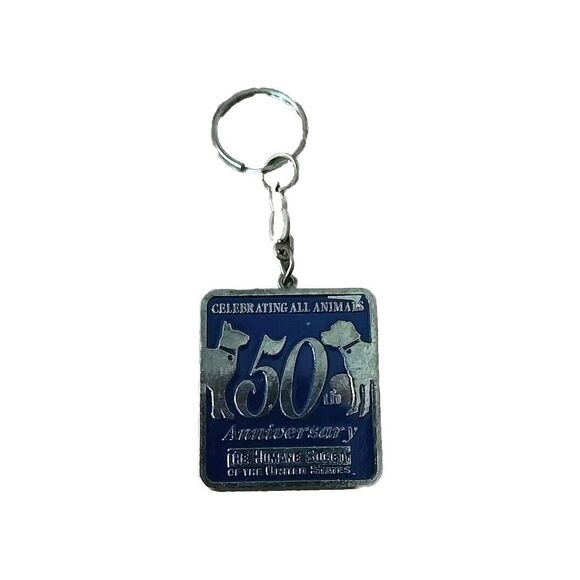 ANIMAL HUMANE SOCIETY of the UNITED STATES 50th ANNIVERSARY BRASS KEYCHAIN 1.5" - Picture 1 of 2